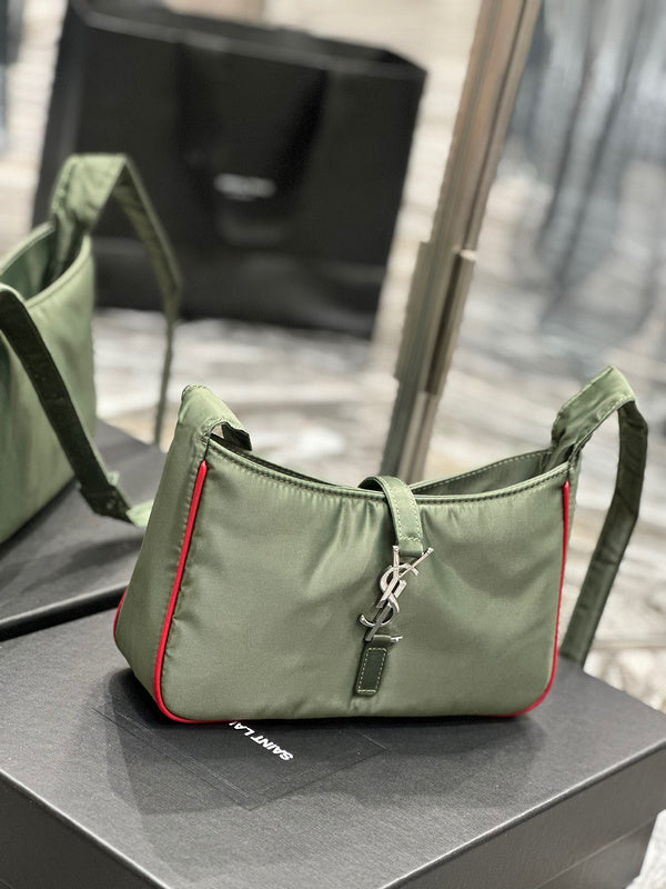 Yves Saint Laurent - Bags