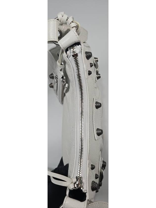 Luxury Balenciaga Trending 2026 Le Cargol xs shoulder bag