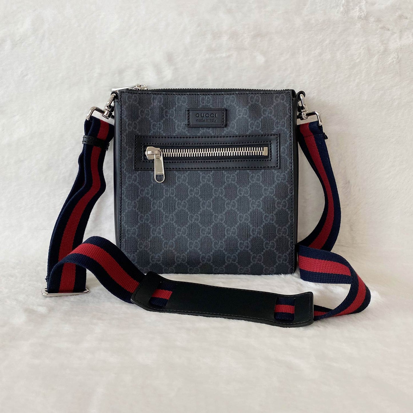 Gucci Leather Canvas Shoulder Bag Style 27