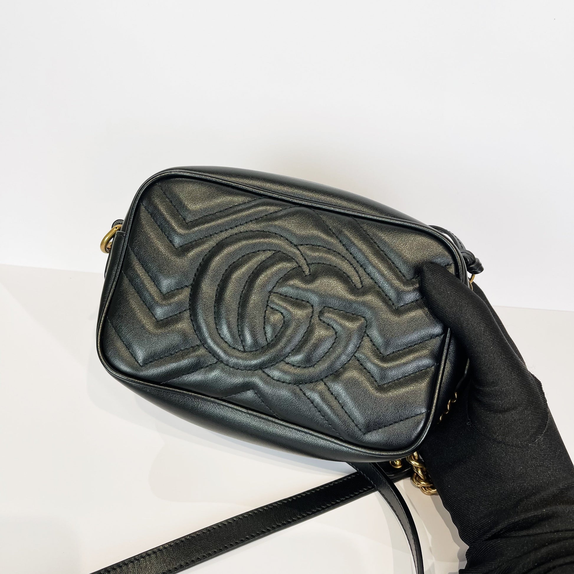 Gucci Chain Leather Crossbody