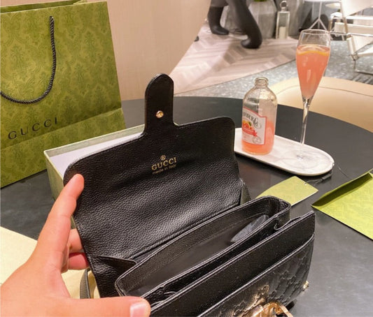 Gucci Prada Tessuto Tote Style 2