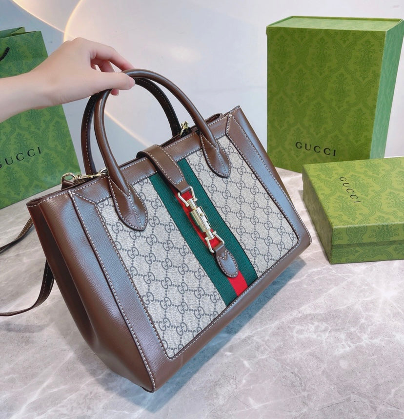Gucci Large Woman Handbag Style 1