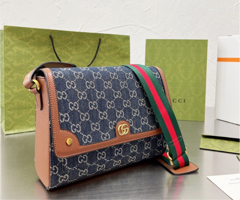 Gucci Woman Shoulder Bag Style 9