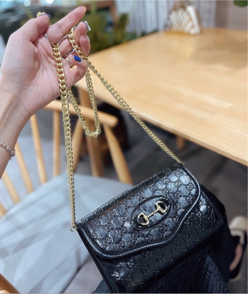 Gucci Crossbody Style 186