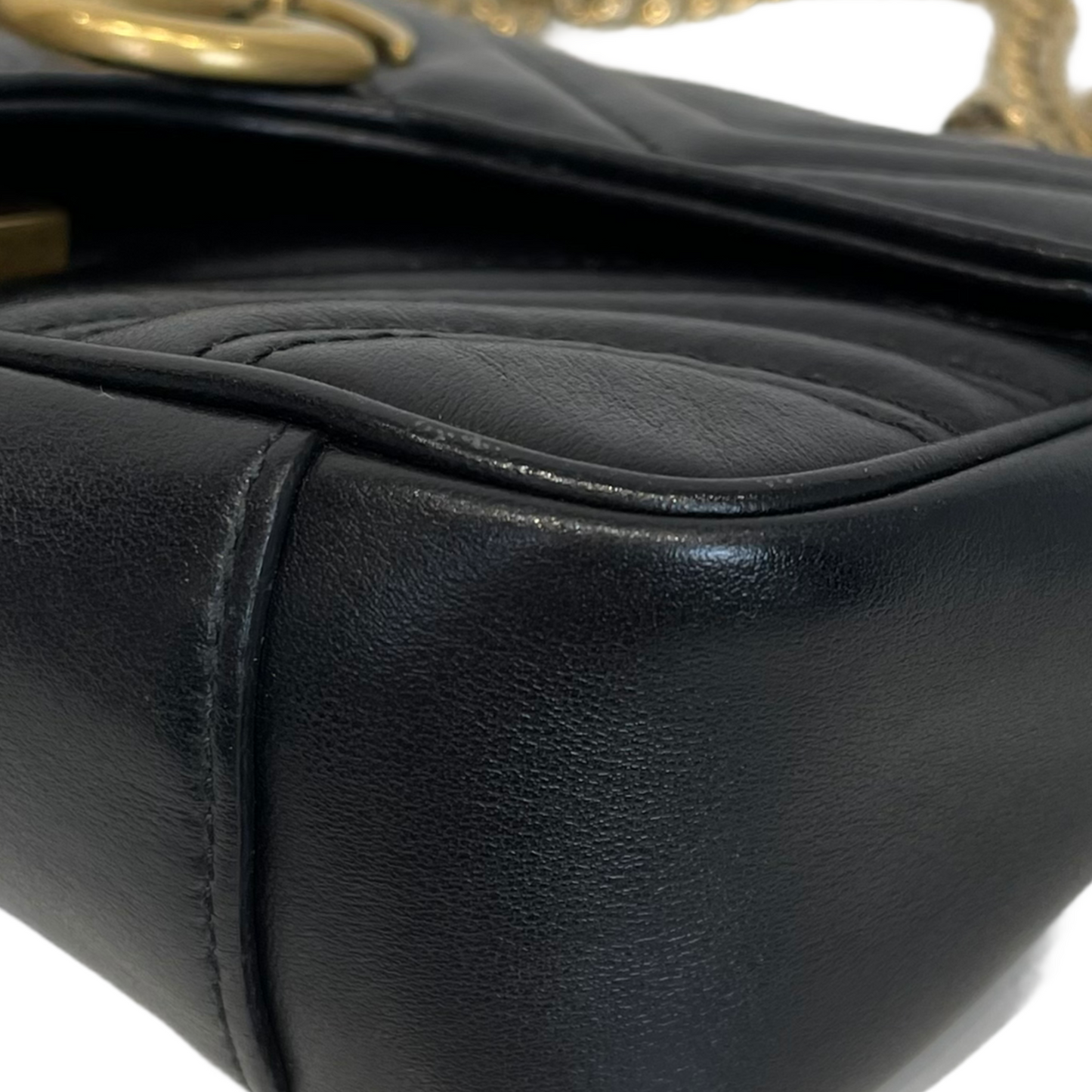 Gucci Chain Leather Shoulder Bag