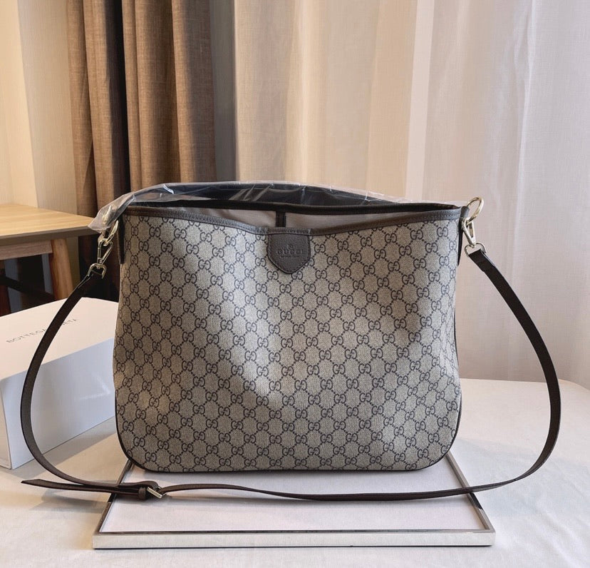 Gucci Leather Tote Style 23