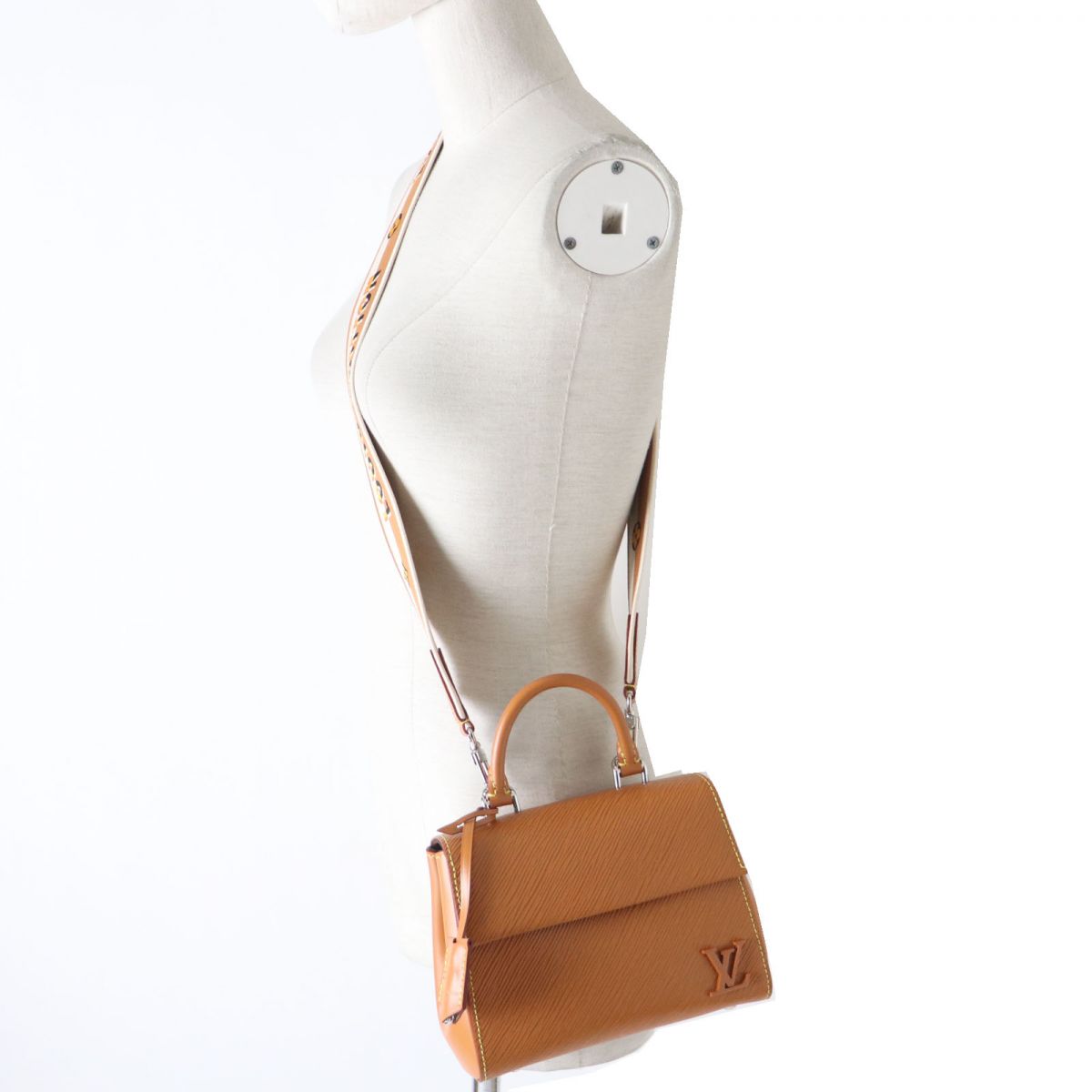 LOUIS VUITTON Shoulder Bag Epi Leather golden honey Cluny BB