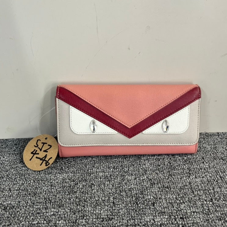 Fendi Clutch Woc Wallet On Chain Sj24-46