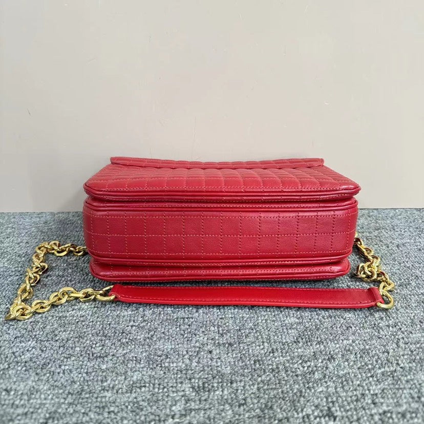 Luxury CELINE Classic Red Quilted Leather Chain Shoulder Bag Medium