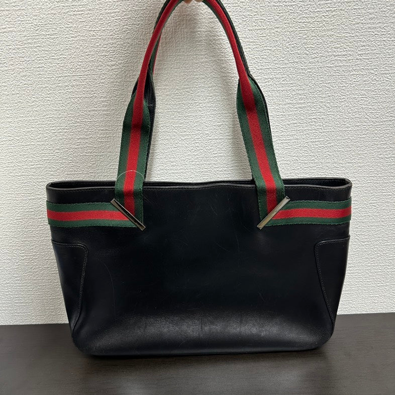 Gucci V855 Black Leather Shoulder Bag