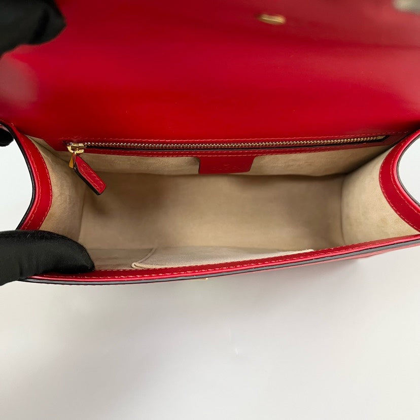 Gucci Sylvie Red Shoulder Bag XJ10902