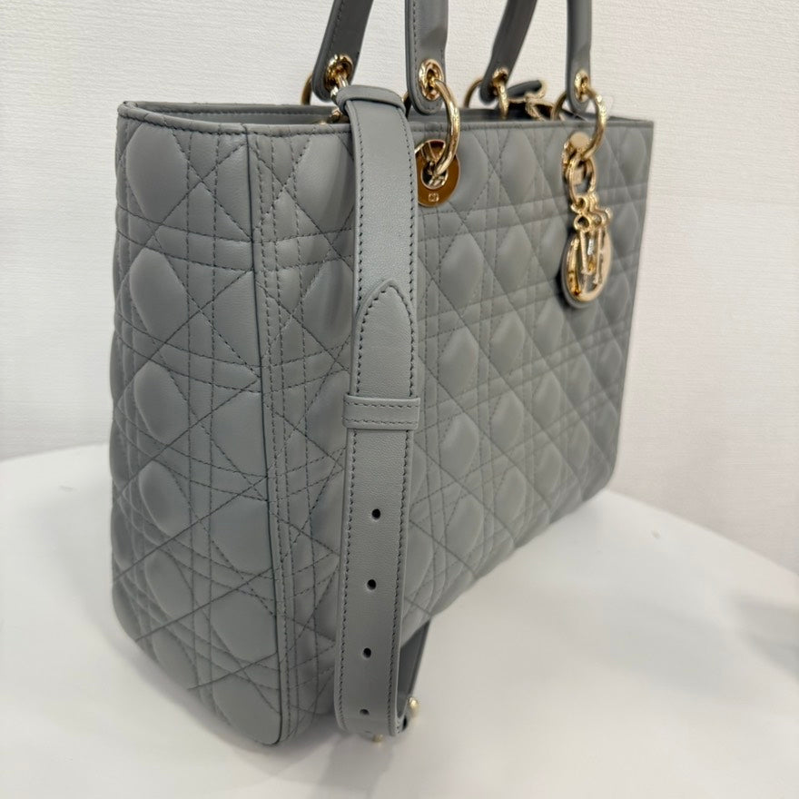 A Rank? Dior Lambskin Lady Dior 2way Bag Large Gray FM0081