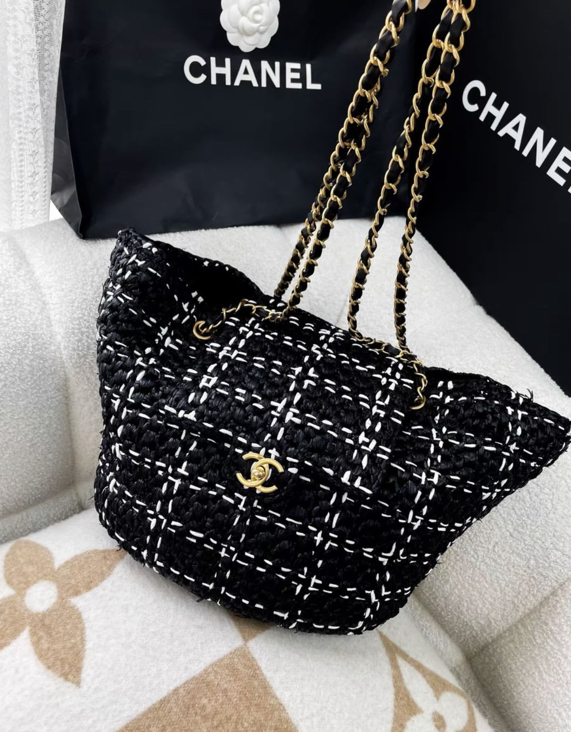 Chanel 23S raffia black and white woven tote bag