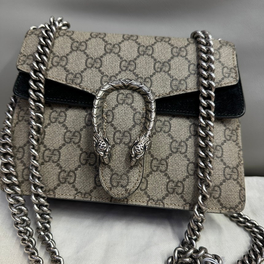 Gucci Chain Canvas Shoulder Bag