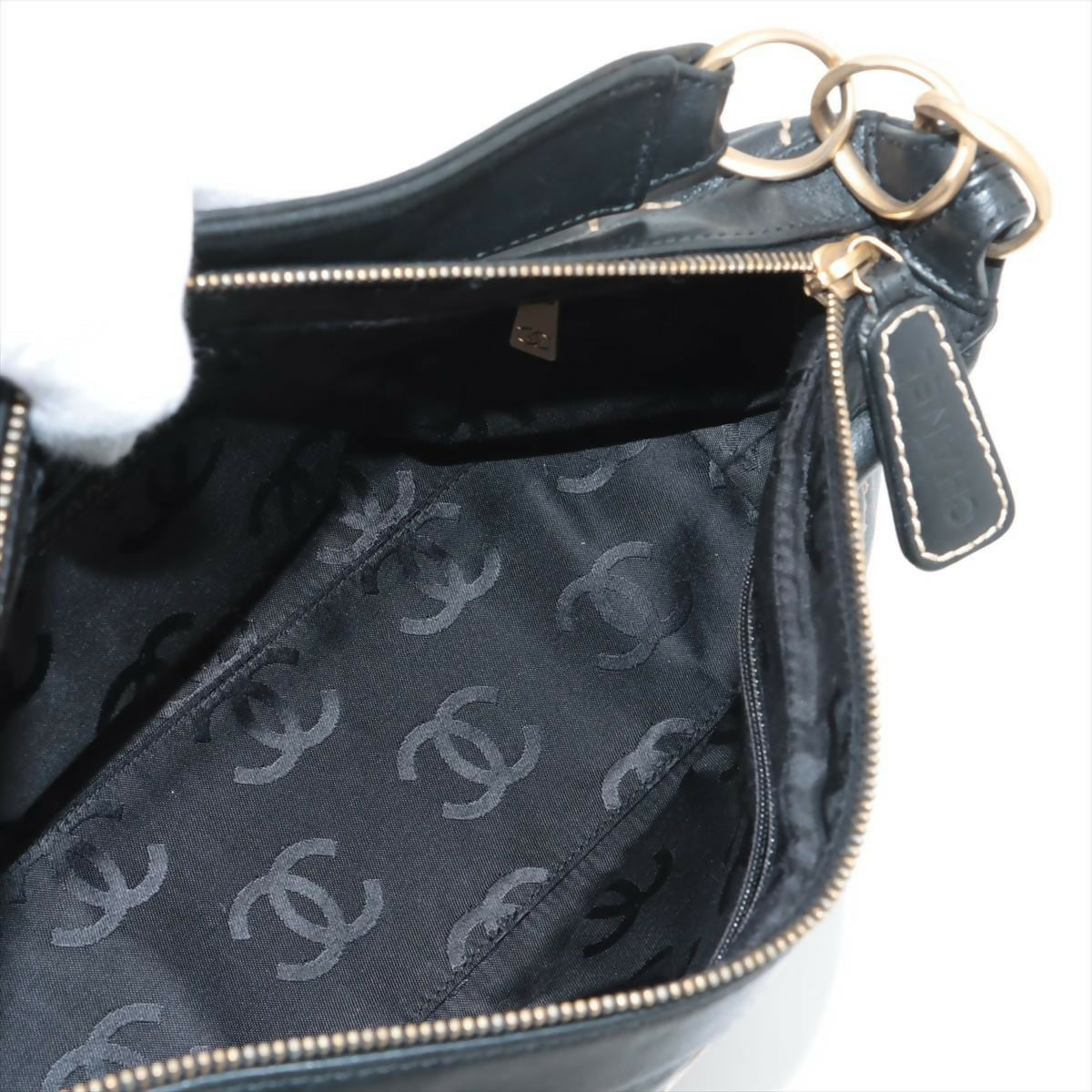 Chanel Black Lambskin Leather Handbag with Gold Hardware